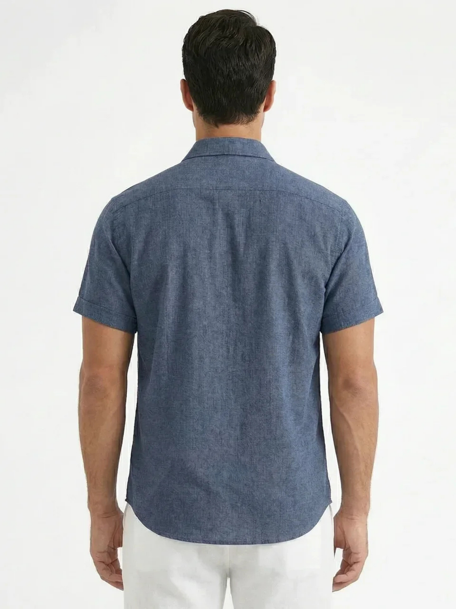 Men’s Short Sleeve Button-Front Shirt