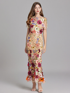Floral Midi Dress – Refined 3D Detail & Sculpted Elegance