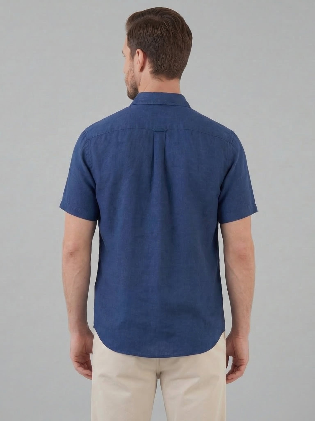 Men’s Short-Sleeve Linen Shirt with Button Closure