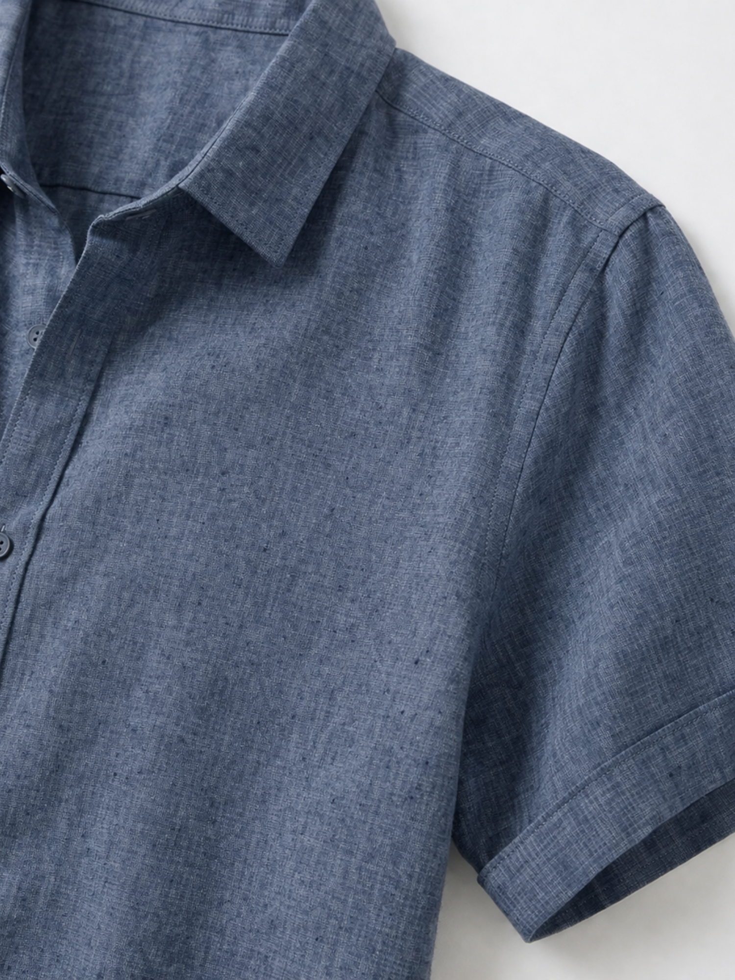 Men’s Short Sleeve Button-Front Shirt