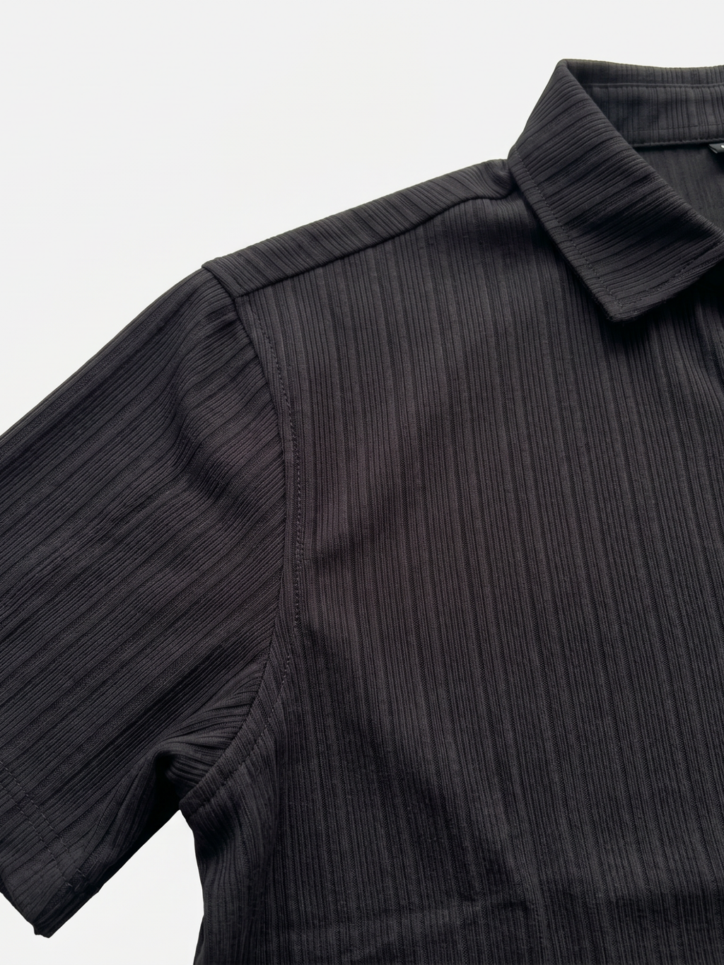 Men’s Short Sleeve Textured Button-Up Shirt – Slim Fit