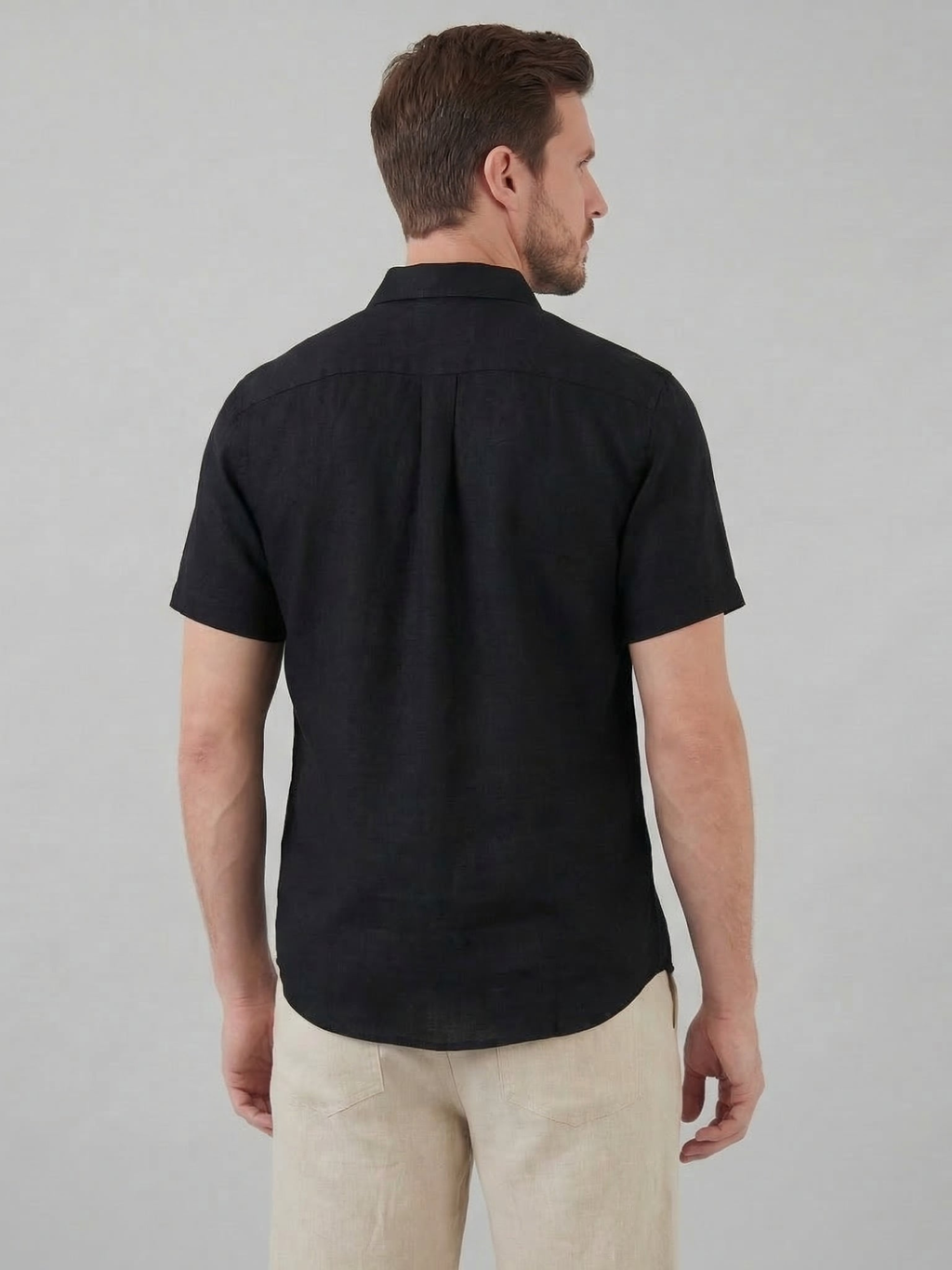 Men’s Short-Sleeve Linen Shirt with Button Closure