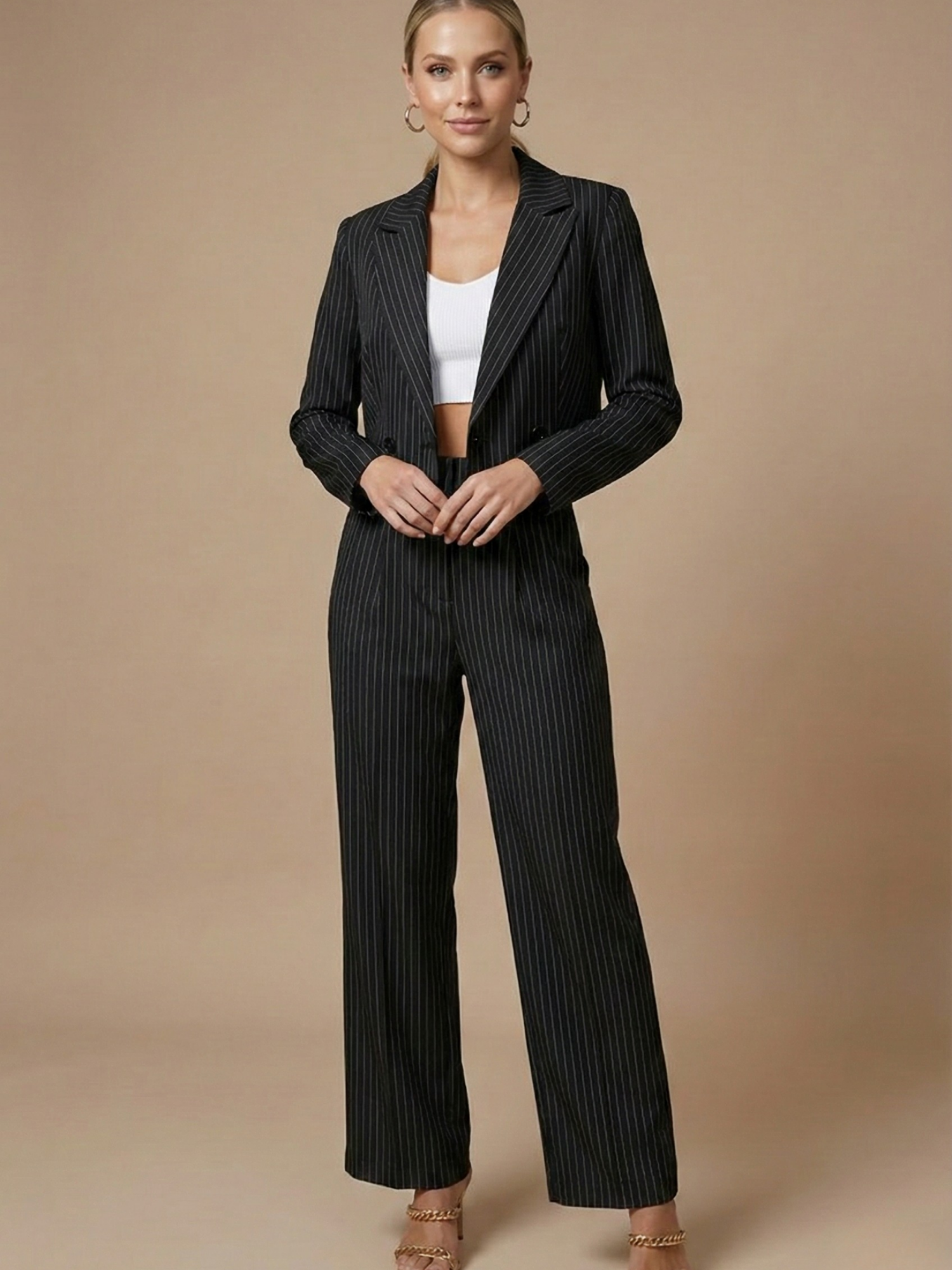 Women’s Pinstripe Two-Piece Trouser Suit – Cropped Blazer – Wide-Leg Trousers