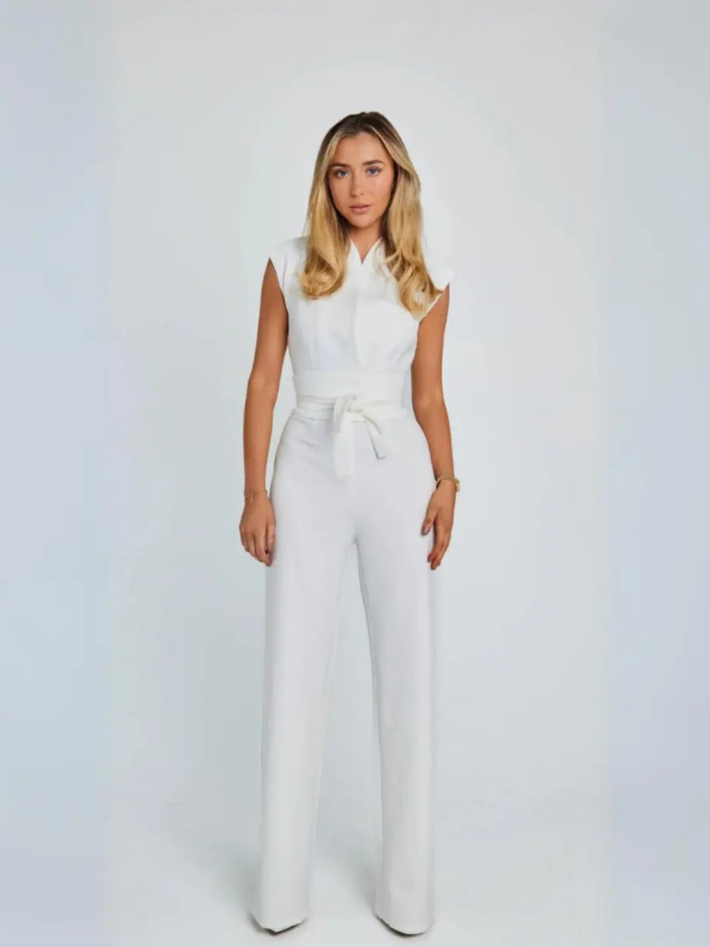Women’s Sleeveless Tailored Jumpsuit – High Waist with Back Tie and Wide-Leg Trousers