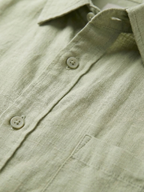 Men’s Short-Sleeve Linen Shirt with Button Closure