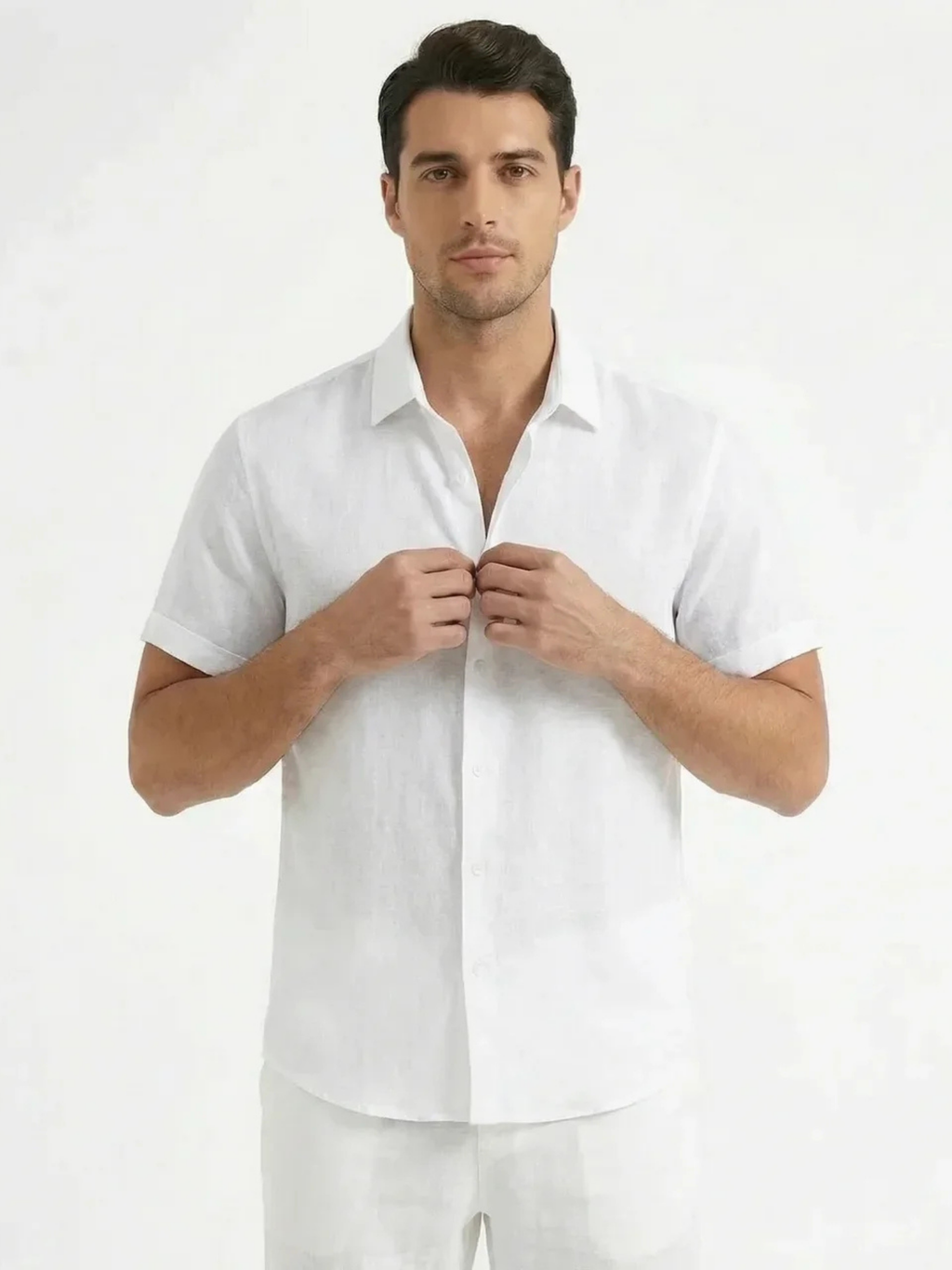 Men’s Short Sleeve Button-Front Shirt