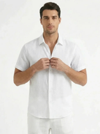 Men’s Short Sleeve Button-Front Shirt