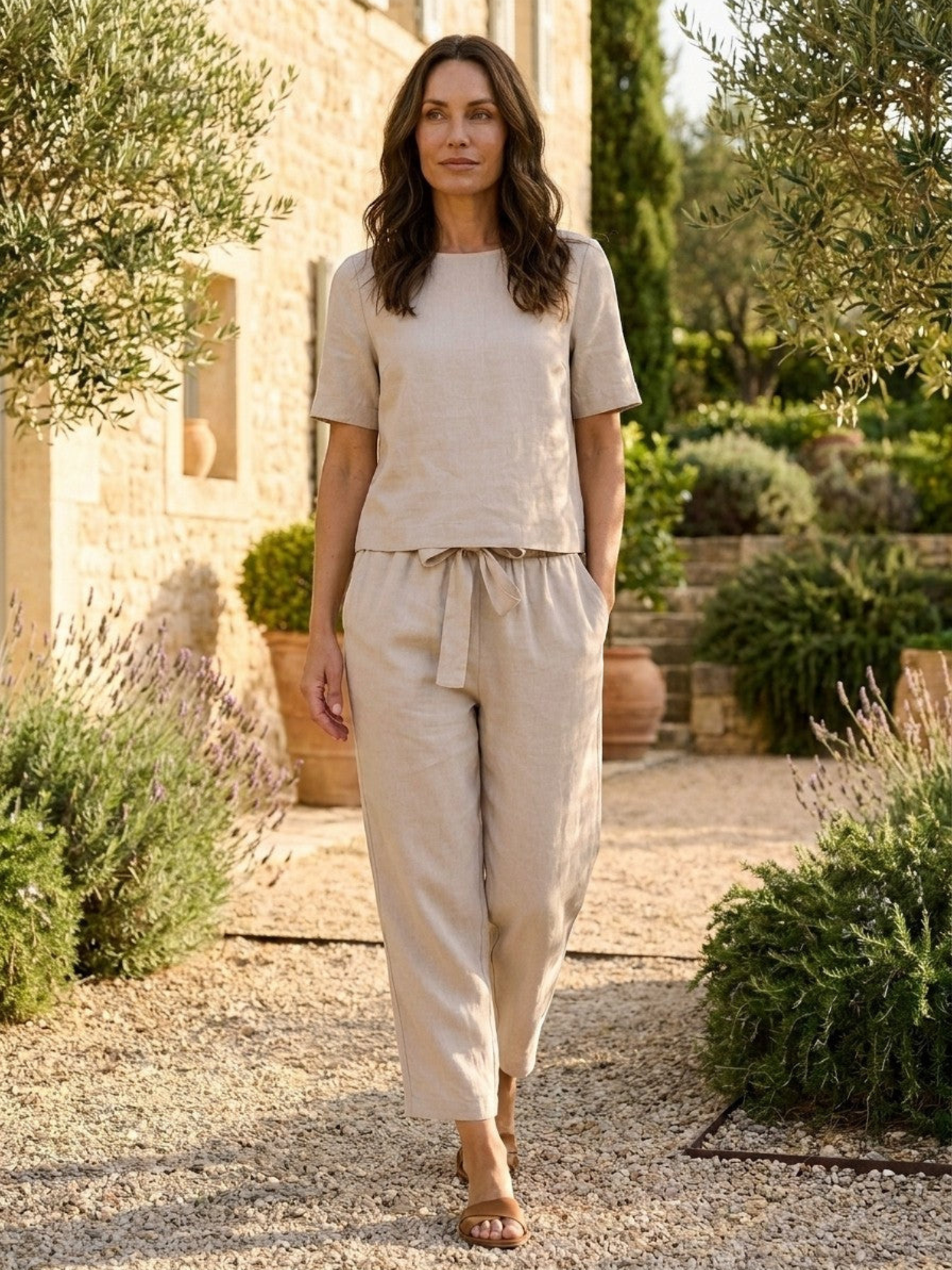 Women’s Crop Top and Tapered Trousers Set with Relaxed Fit