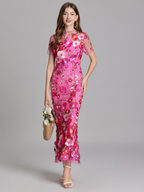 Floral Midi Dress – Refined 3D Detail & Sculpted Elegance