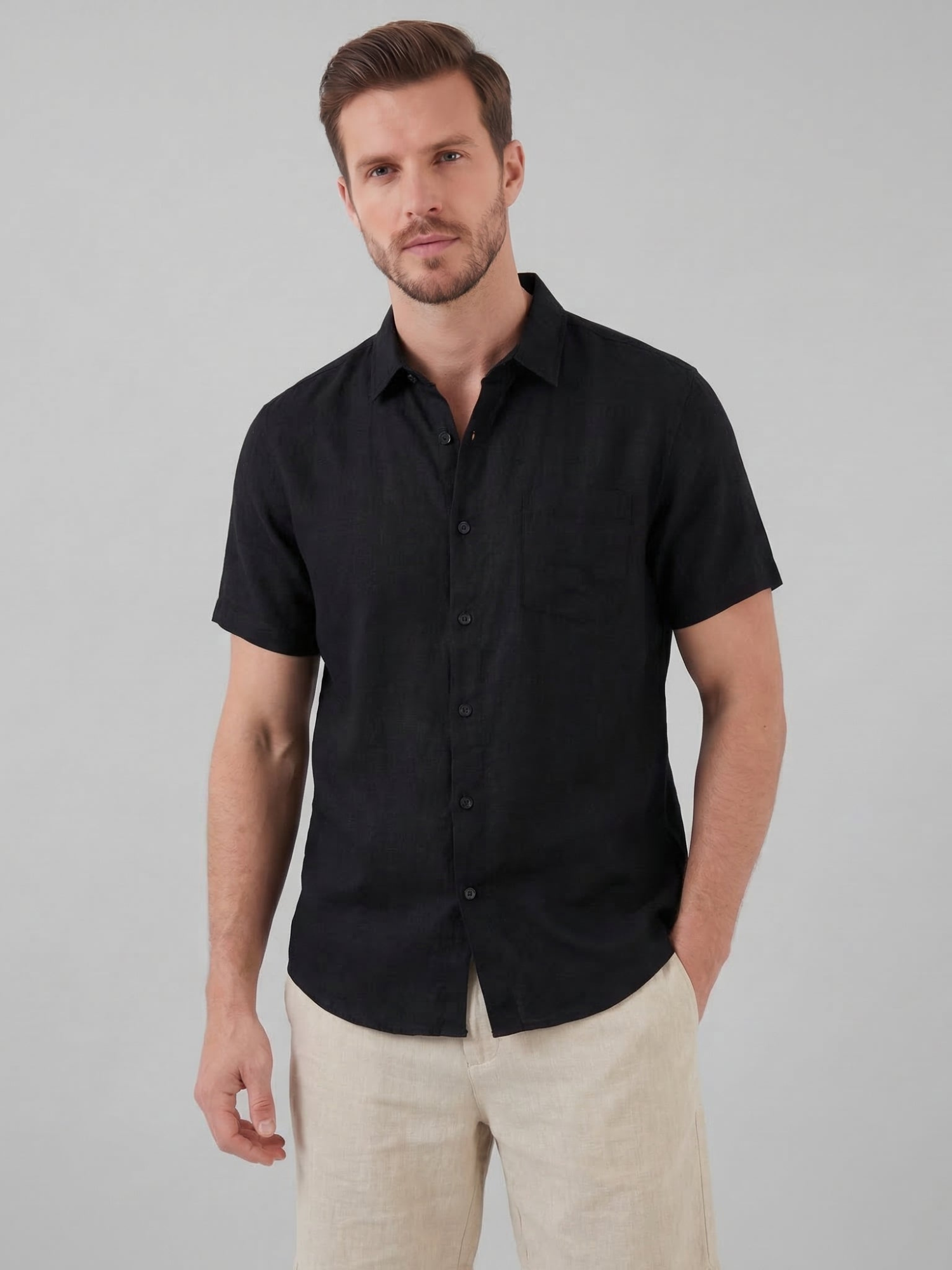Men’s Short-Sleeve Linen Shirt with Button Closure