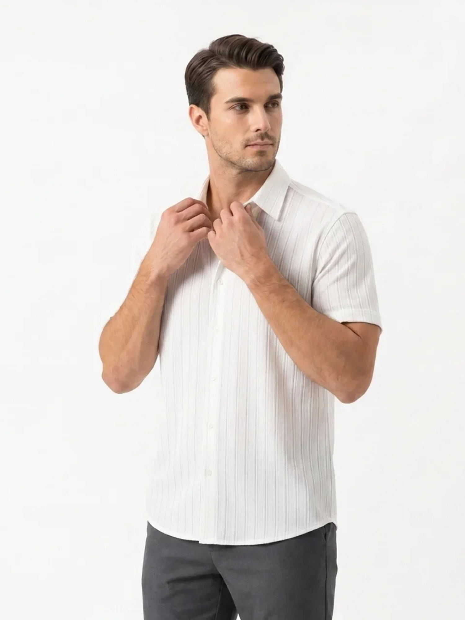 Men’s Short Sleeve Textured Button-Up Shirt – Slim Fit