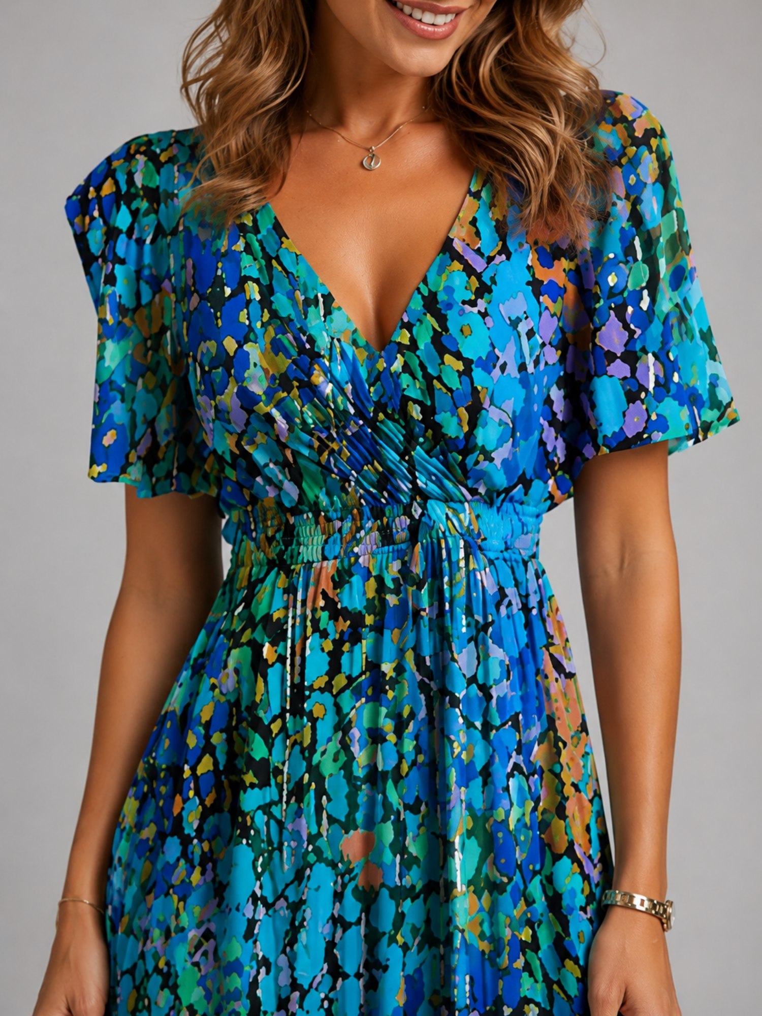 V-Neck Summer Dress – Effortless Flow & Feminine Comfort