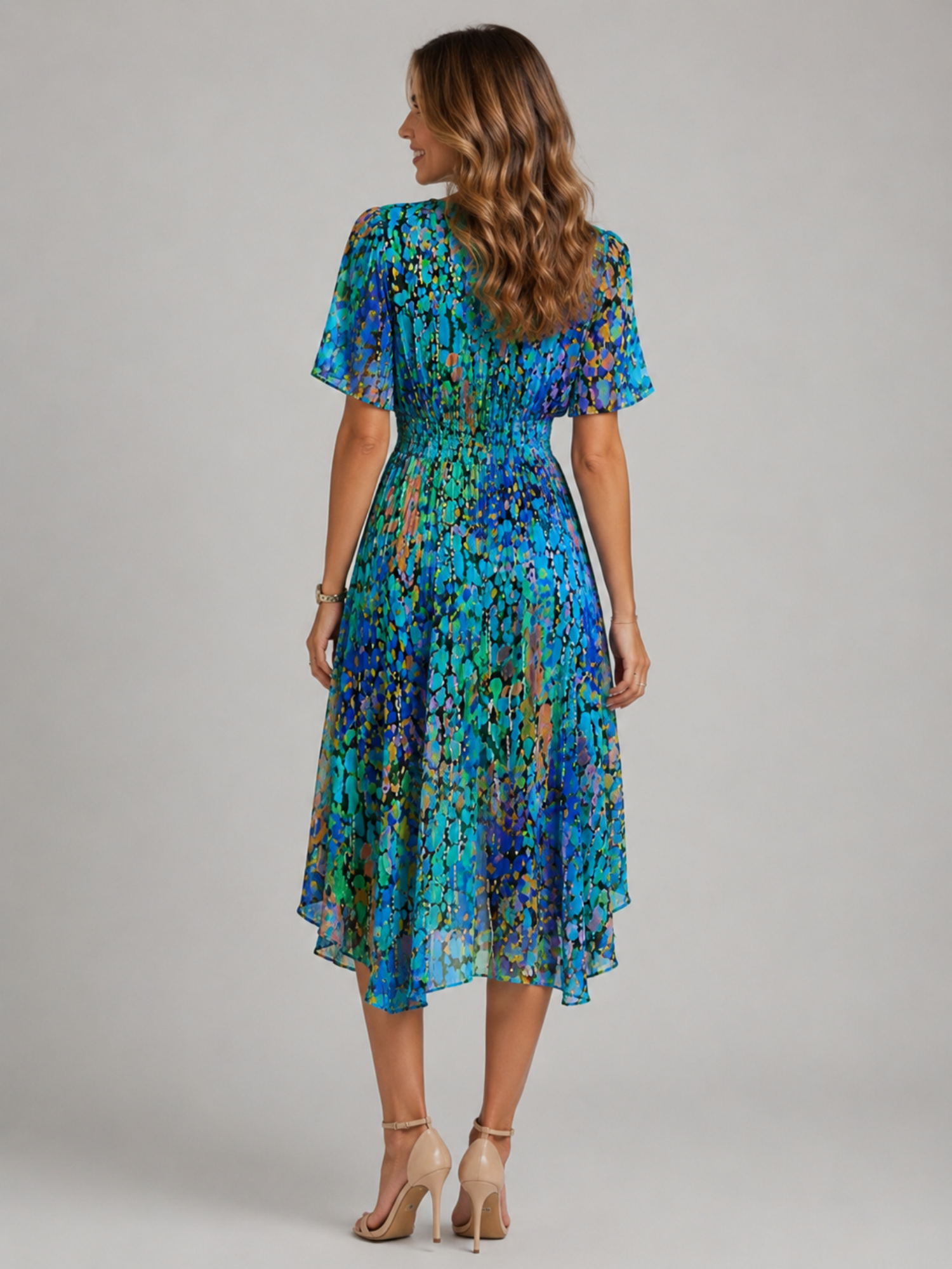 V-Neck Summer Dress – Effortless Flow & Feminine Comfort
