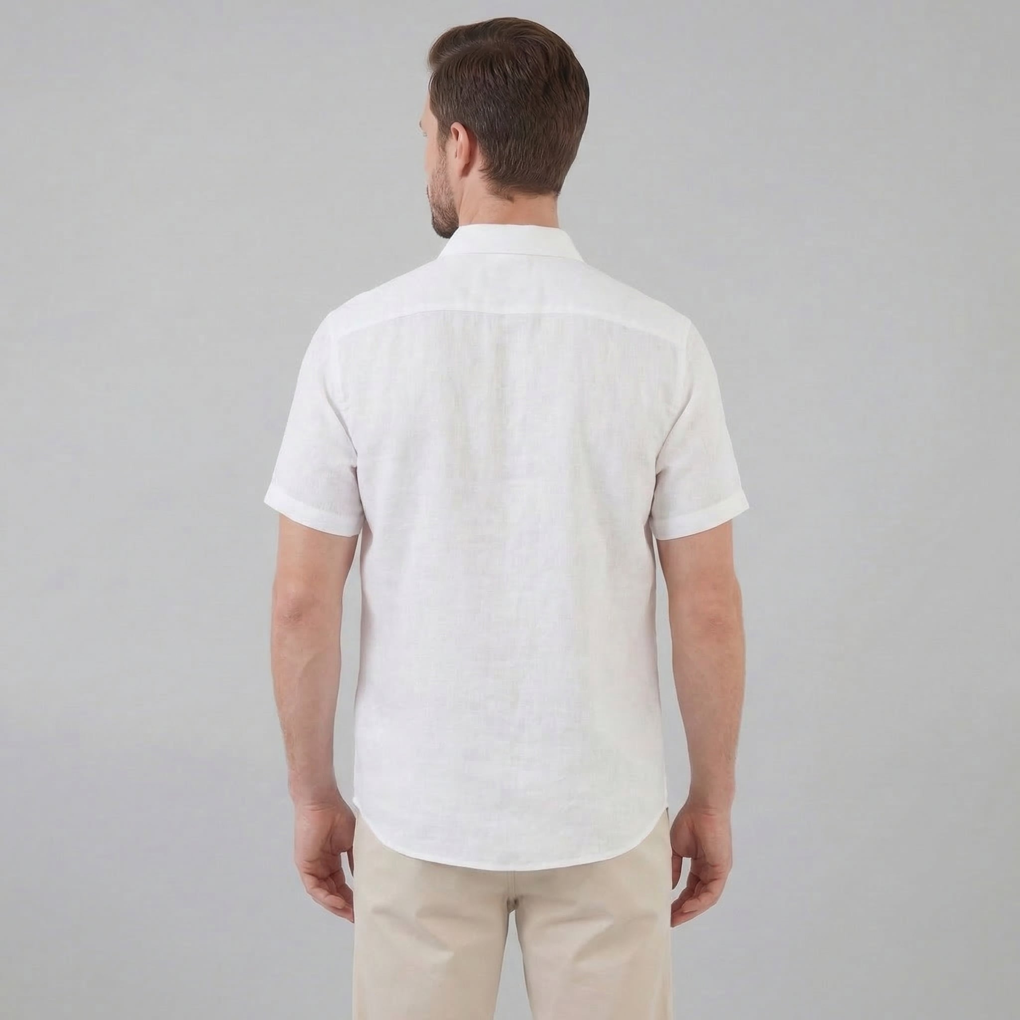 Men’s Short-Sleeve Linen Shirt with Button Closure